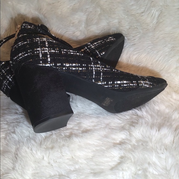 Unisa black/white/gold ankle strap shoes - Picture 3 of 10